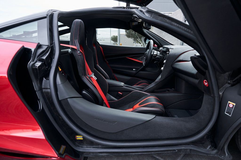 Used 2021 McLaren 720S Performance image 35