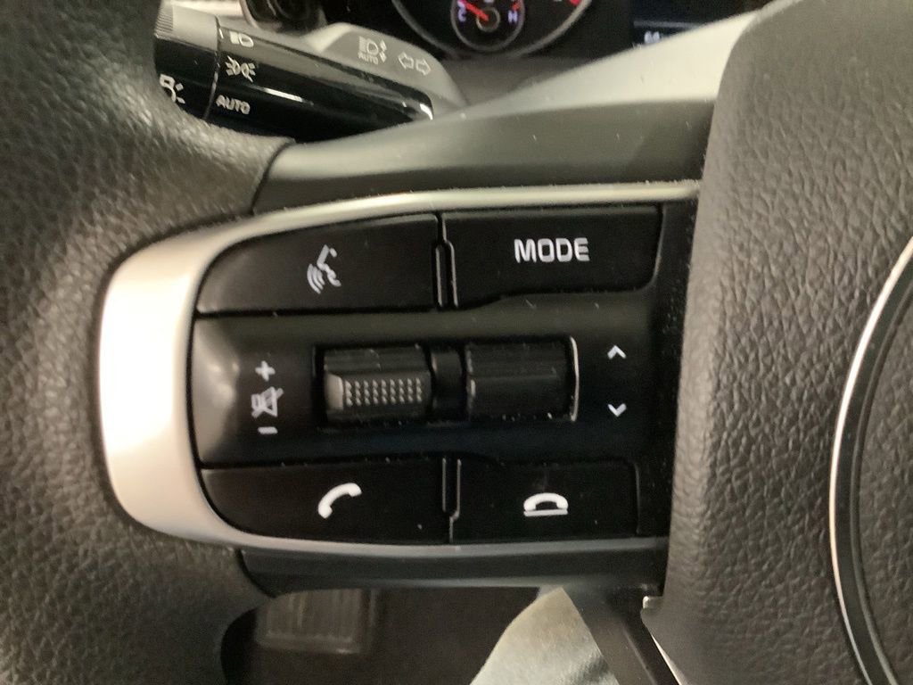 Used 2022 Kia K5 LXS image 14