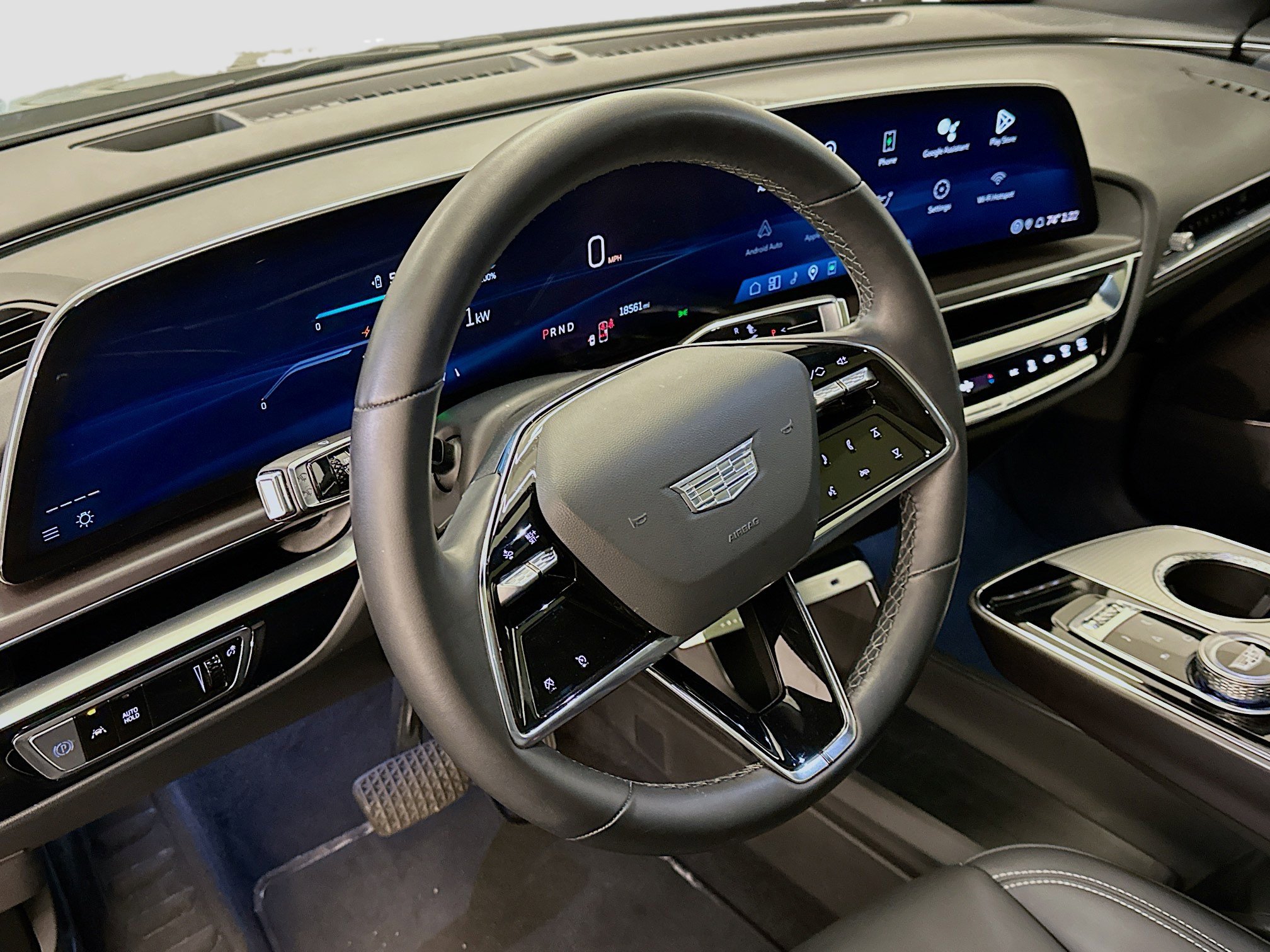Used 2024 Cadillac Lyriq Tech AWD/4WD image 18