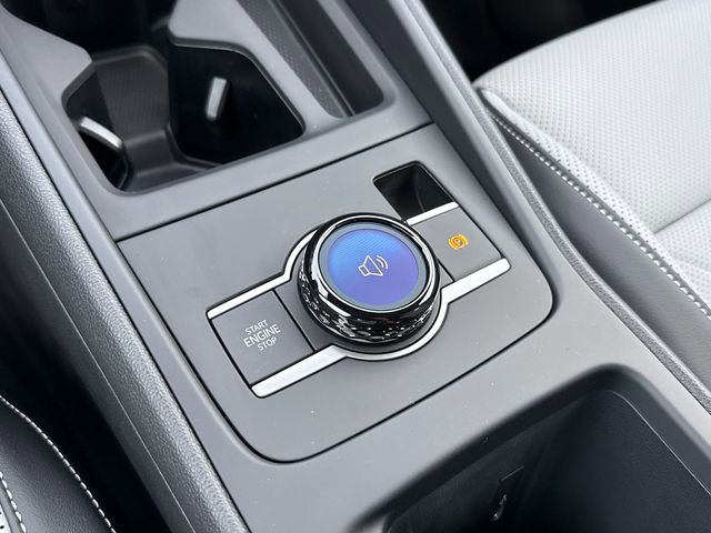 New 2026 Volkswagen Tiguan SE R-Line image 32