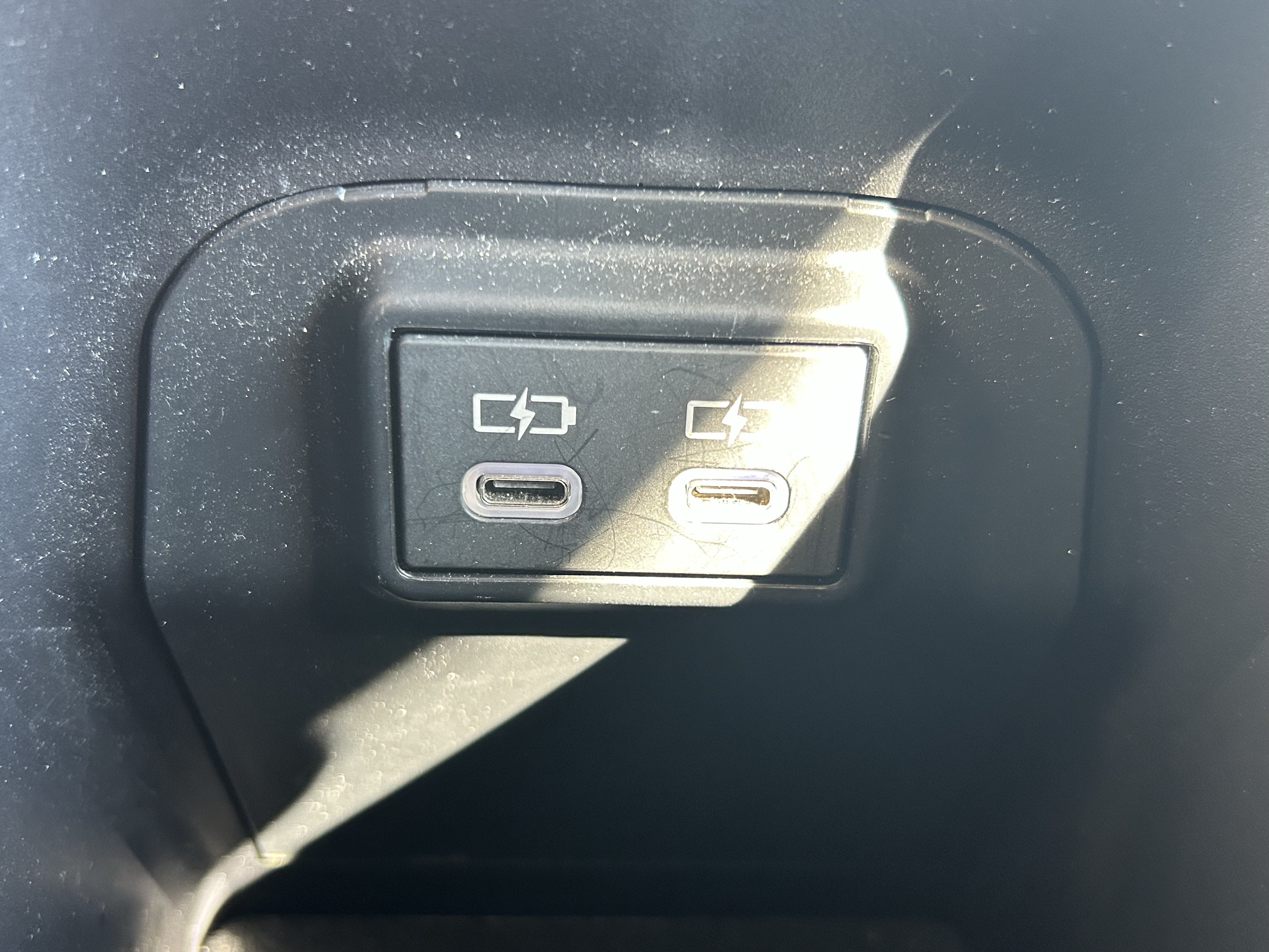 Certified 2025 Toyota RAV4 LE AWD/4WD image 31