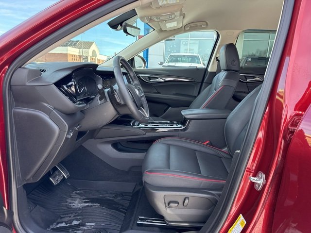 Used 2022 Buick Envision Essence w/ Technology Package II image 13