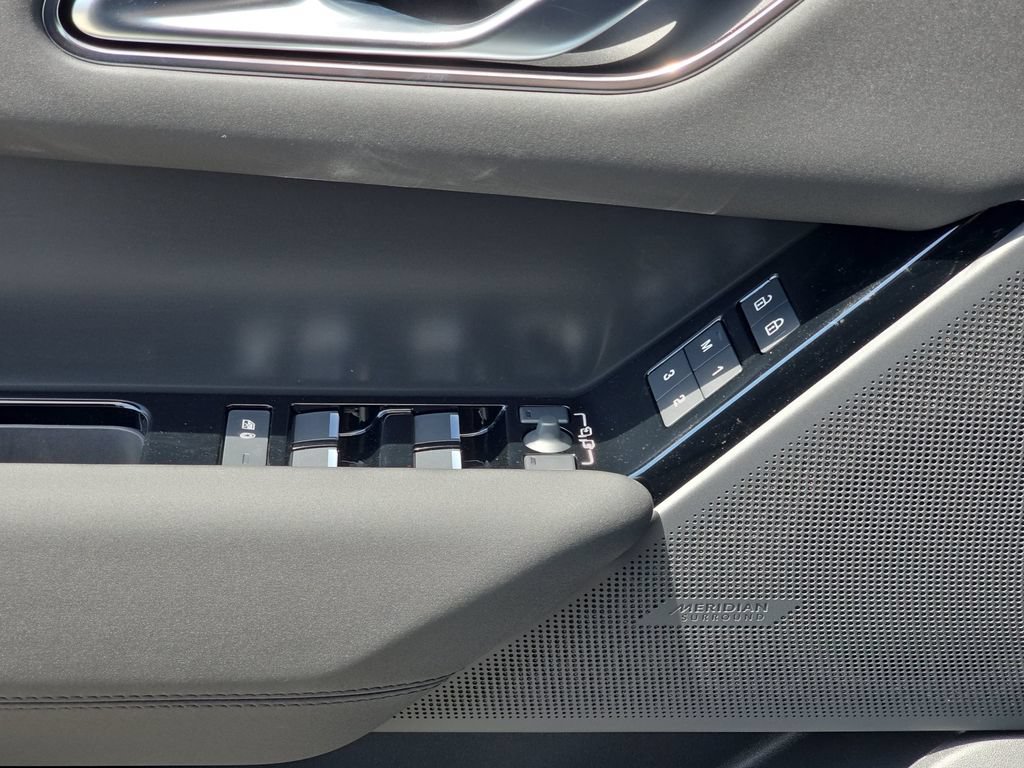 New 2026 Land Rover Range Rover Velar S AWD/4WD image 28