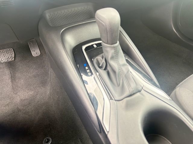 Used 2025 Toyota Corolla LE image 29