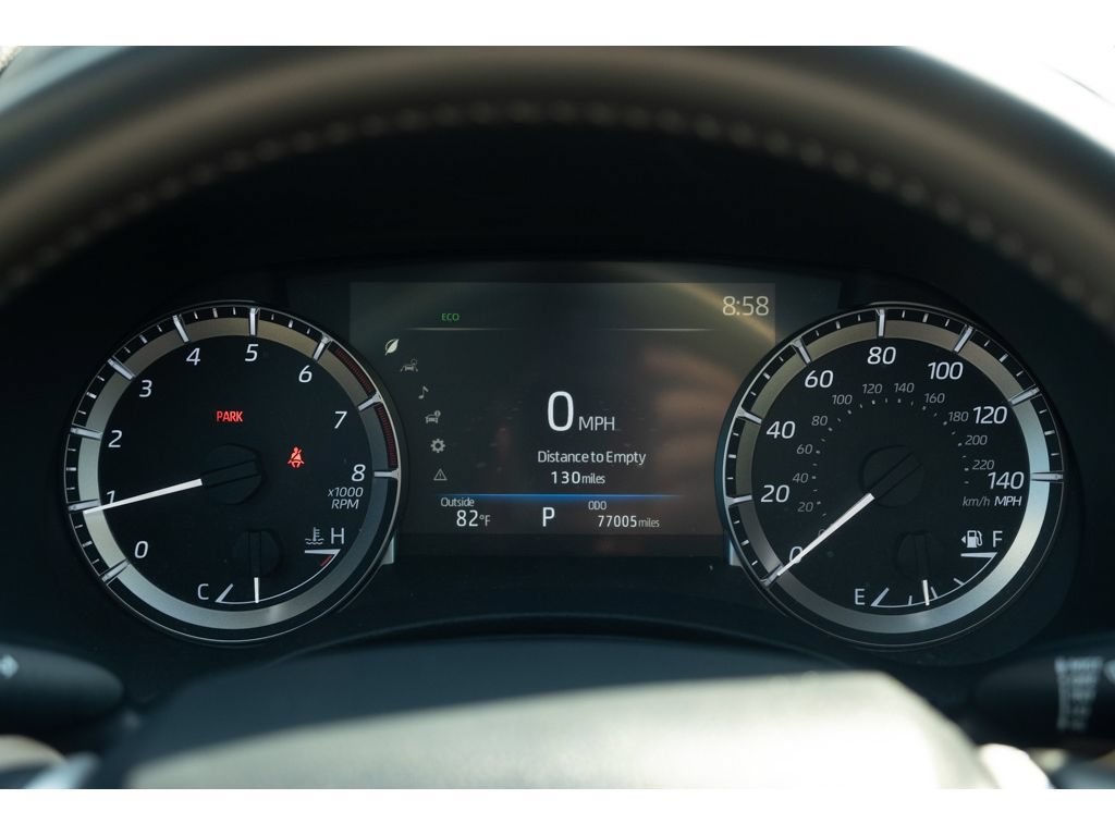 Used 2025 Toyota Highlander XLE FWD image 23