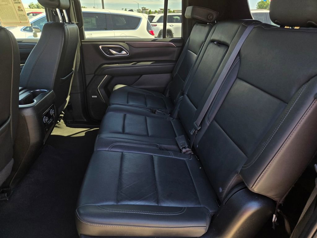 Used 2024 Chevrolet Suburban LT AWD/4WD image 12
