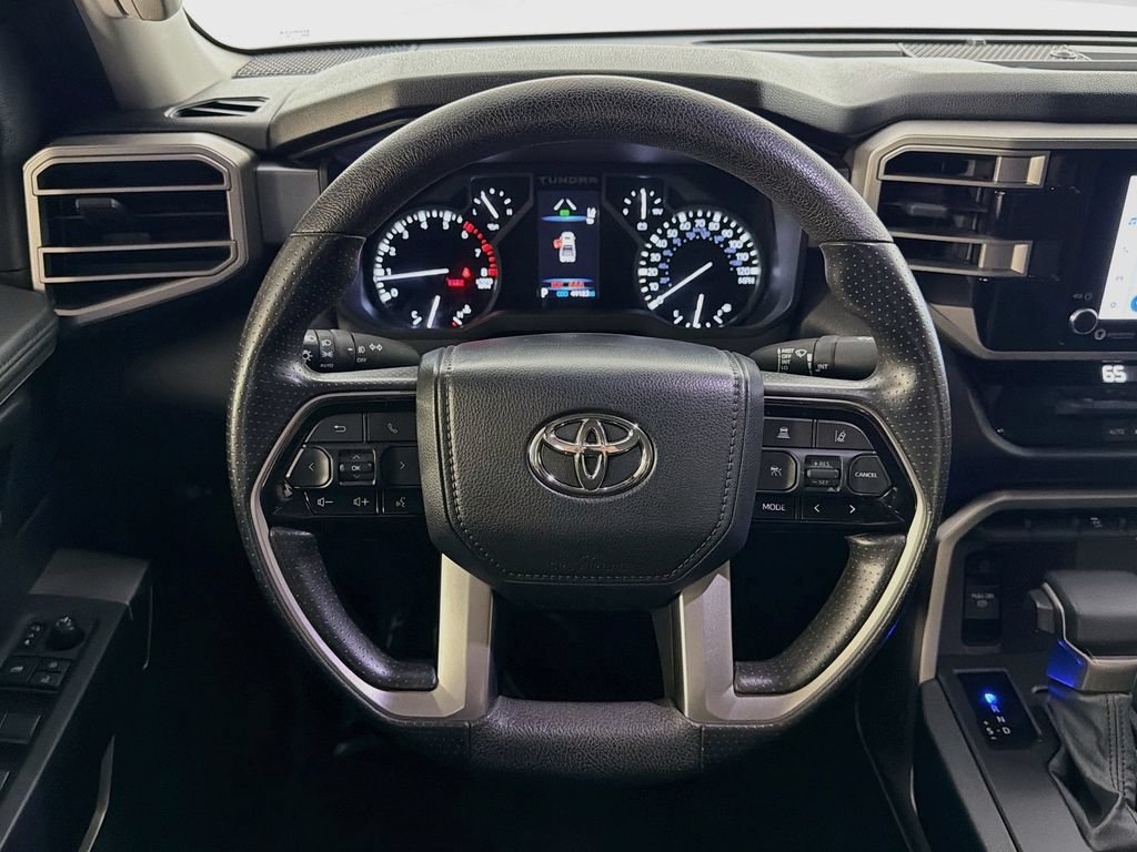 Used 2022 Toyota Tundra SR5 AWD/4WD image 11