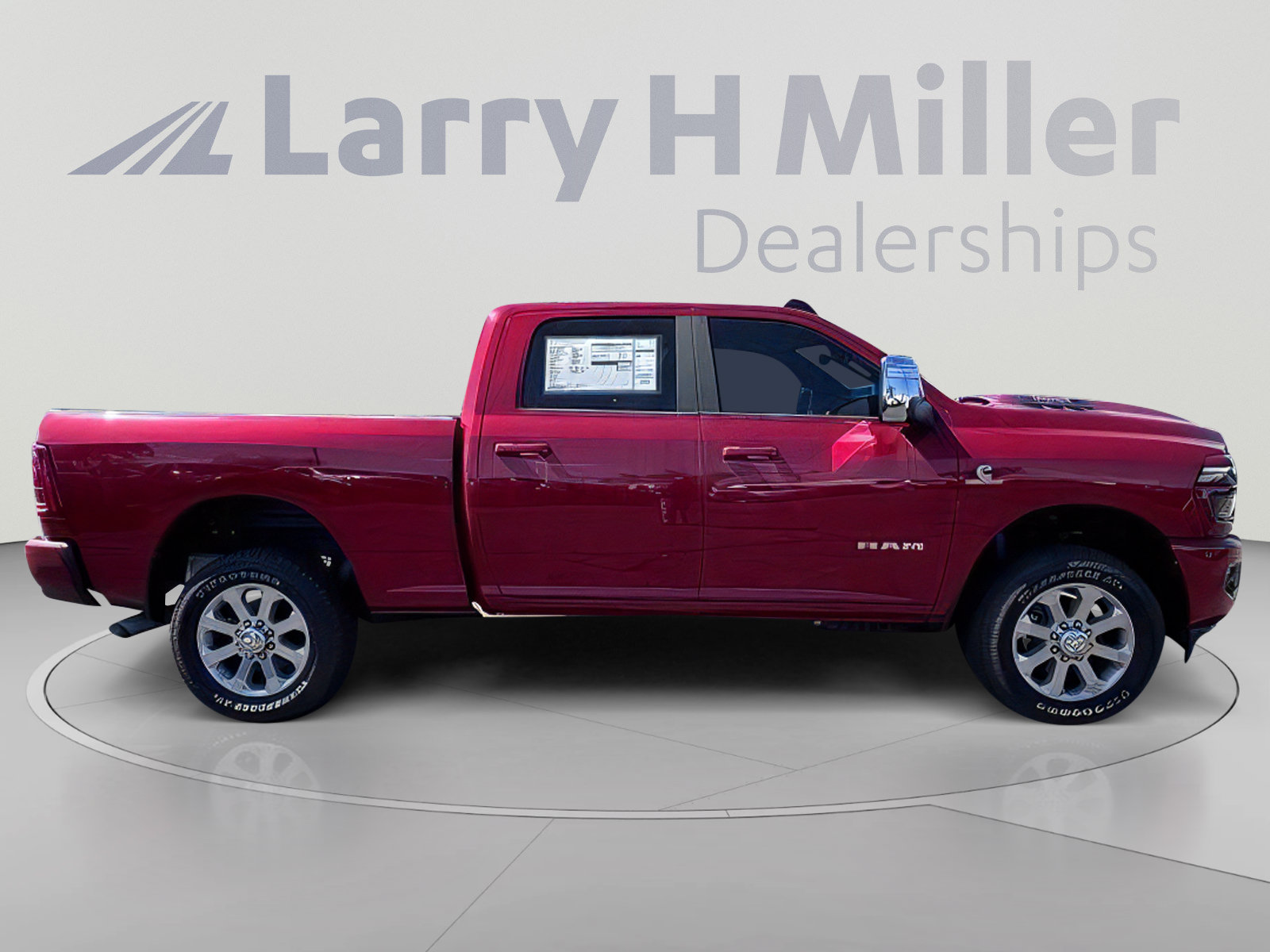 New 2026 RAM 2500 Laramie w/ Sport Appearance Package AWD/4WD image 8