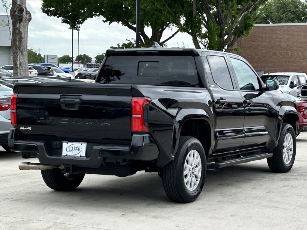 Used 2025 Toyota Tacoma SR5 w/ SR5 Upgrade Package AWD/4WD image 4