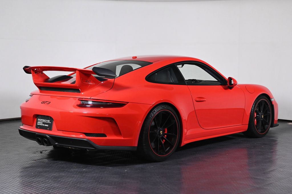 Certified 2018 Porsche 911 GT3 RWD image 7