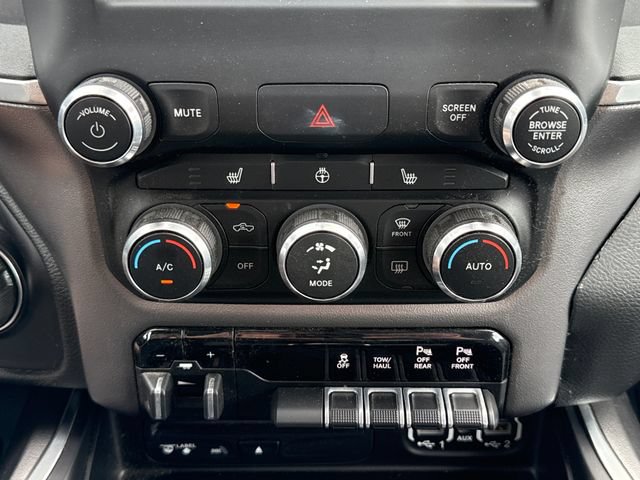 Used 2019 RAM 1500 Big Horn AWD/4WD image 30