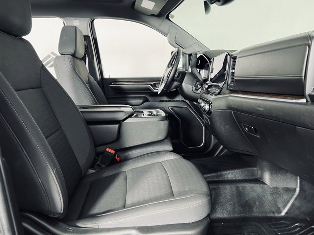 Used 2024 GMC Sierra 3500 SLE image 16