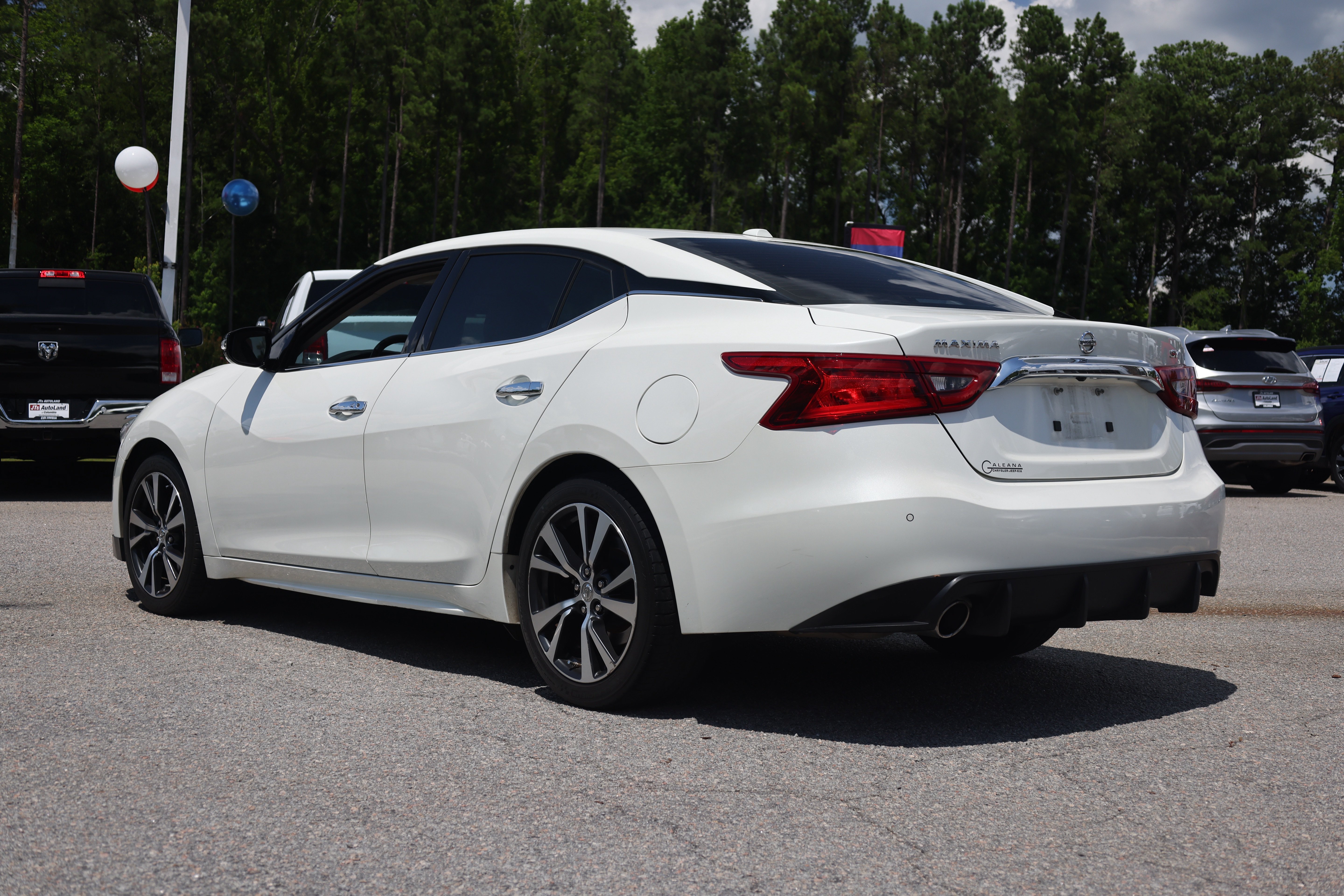 Used 2017 Nissan Maxima 3.5 SV FWD image 3