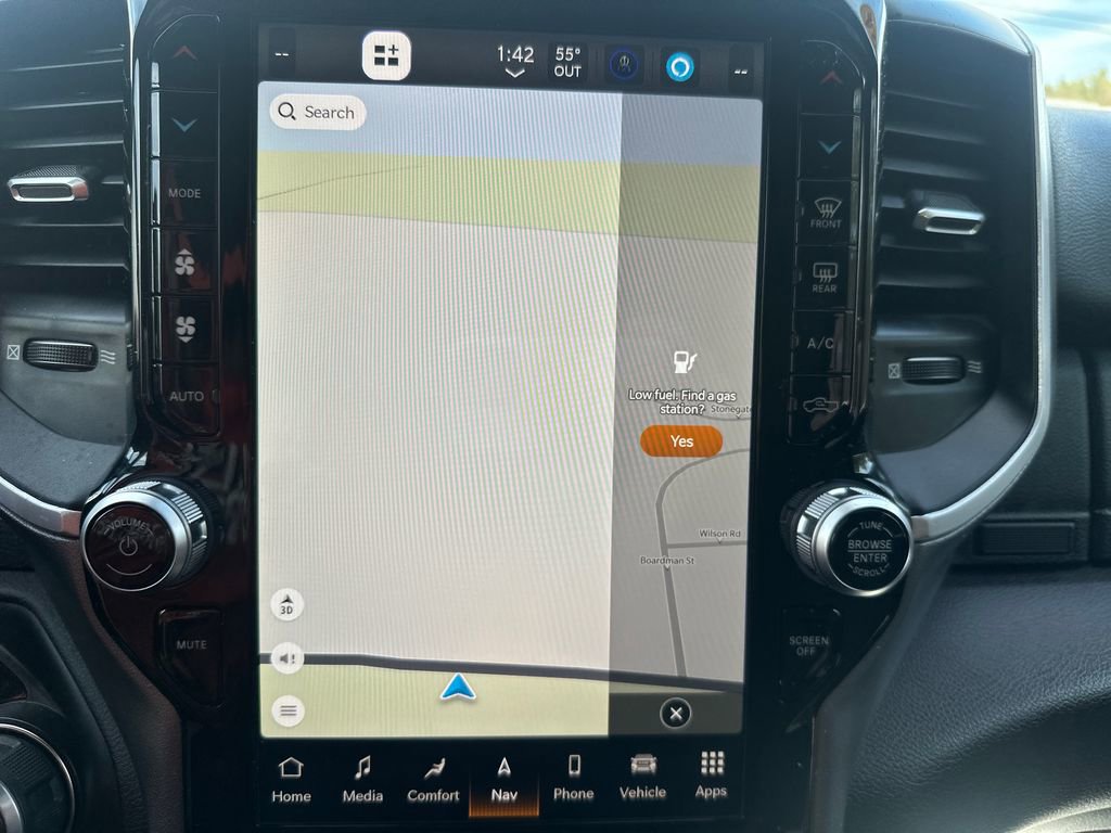 Used 2024 RAM 2500 Big Horn w/ Sport Appearance Package image 16