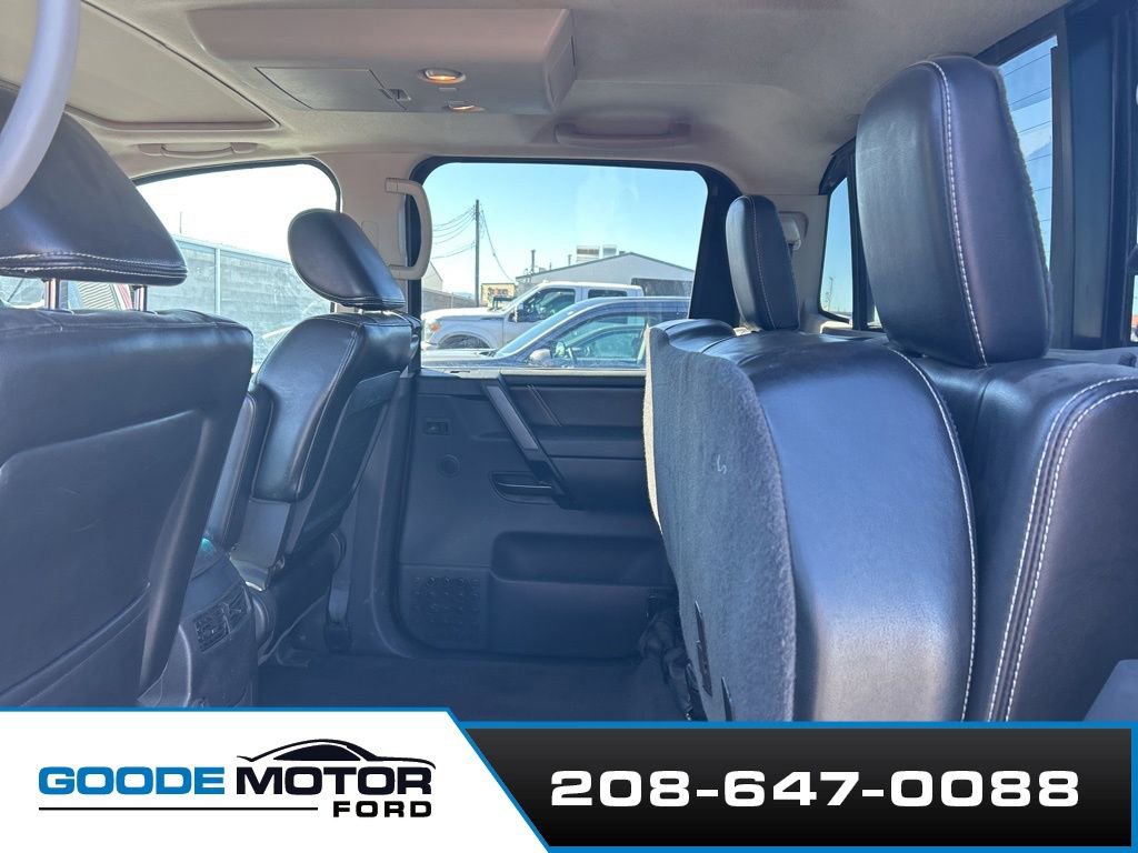 Used 2014 Nissan Titan PRO-4X AWD/4WD image 10