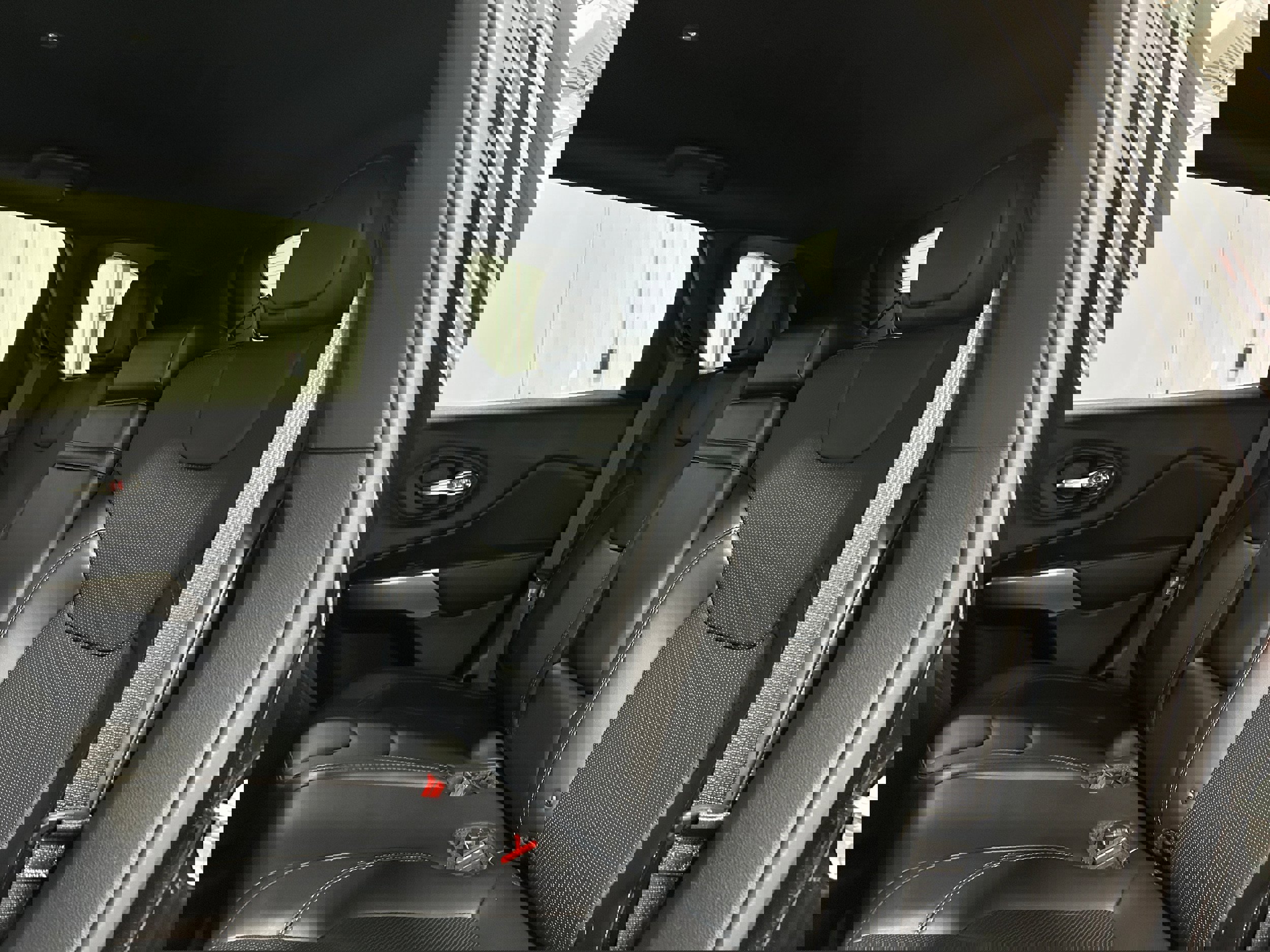 Used 2019 Jeep Cherokee High Altitude image 31