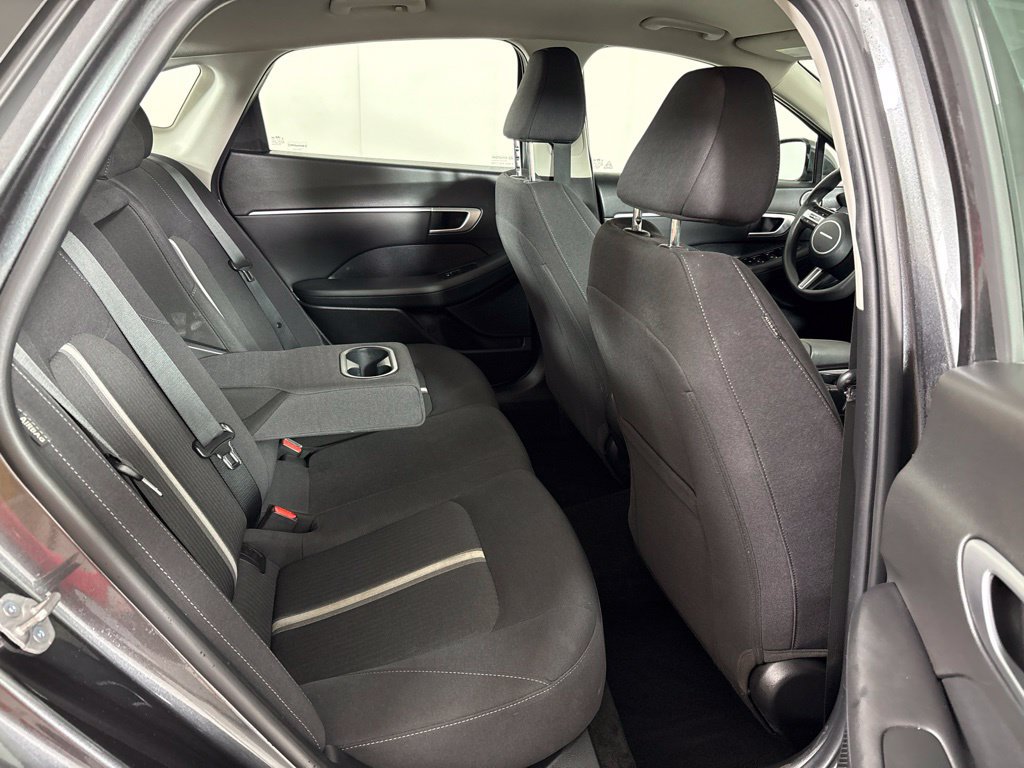Used 2025 Hyundai Sonata SEL FWD image 14