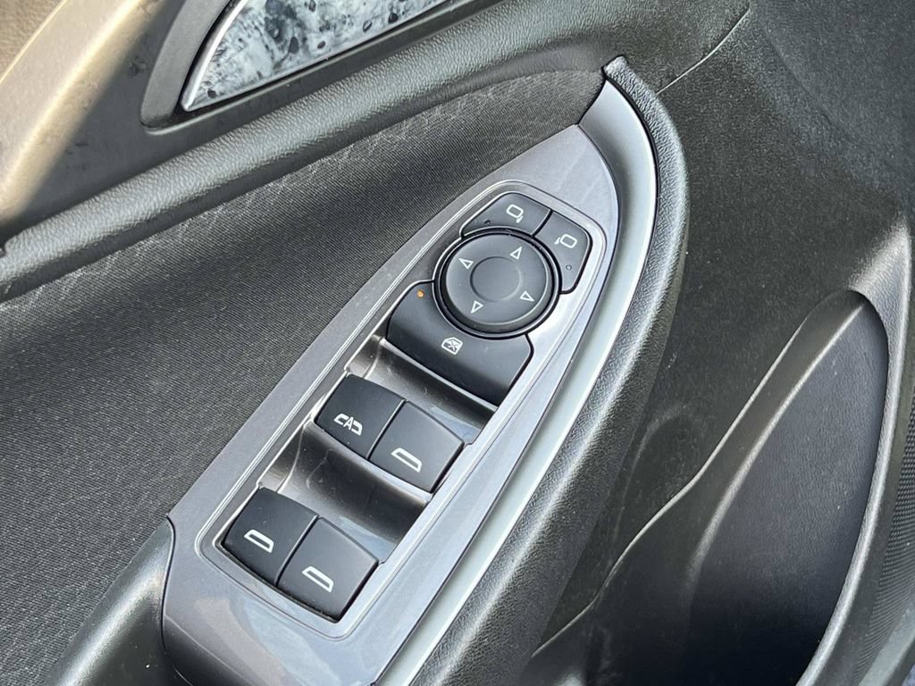Used 2024 Chevrolet Malibu LT FWD image 12