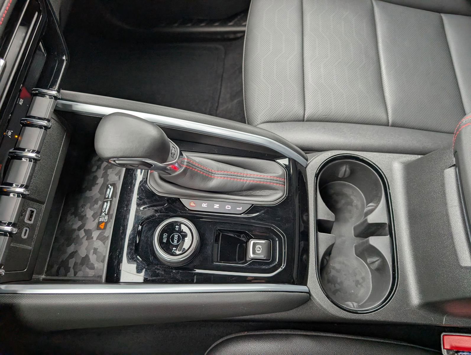 Certified 2023 Chevrolet Colorado Z71 w/ Z71 Convenience Package 2 image 26