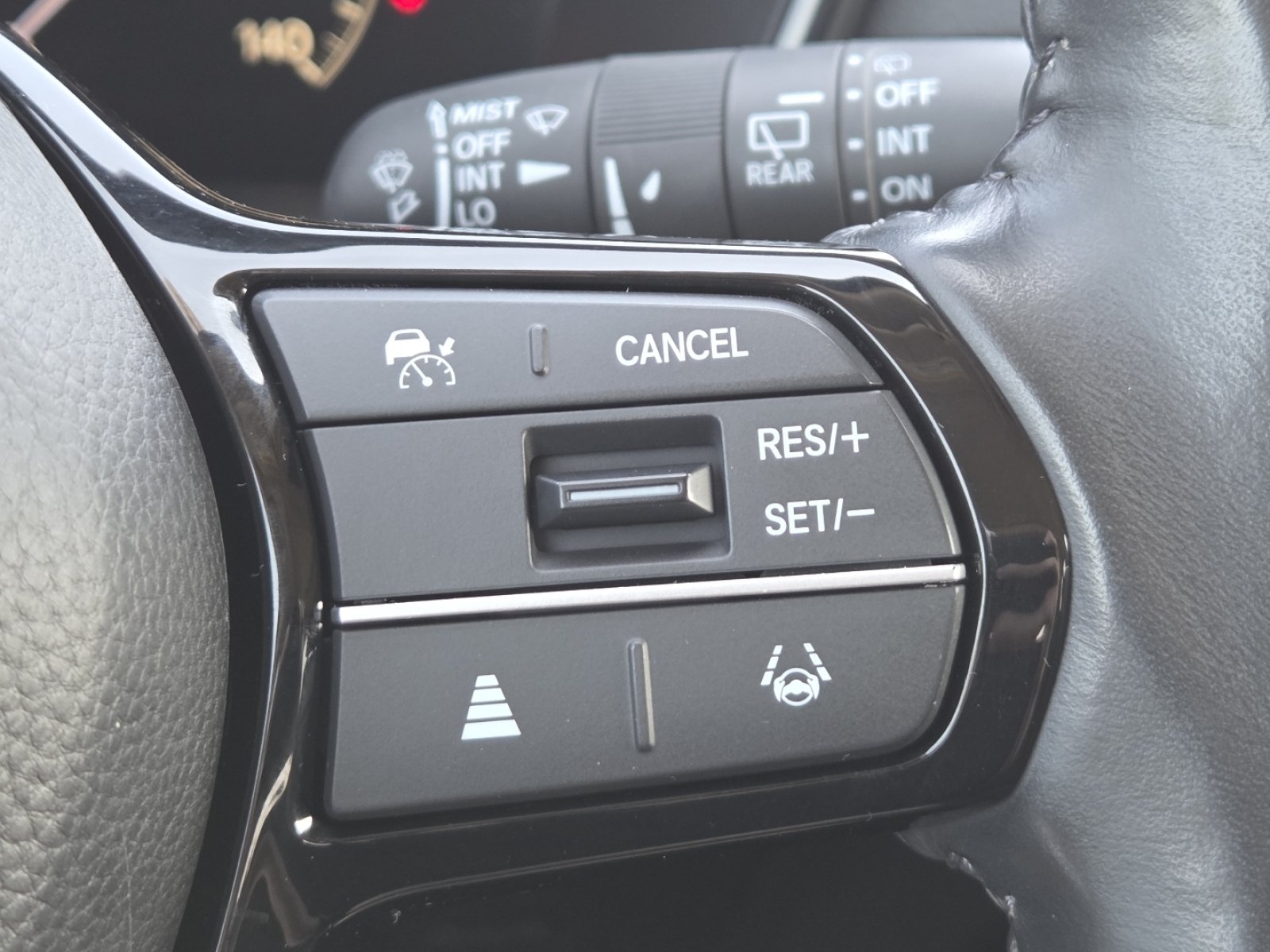Used 2024 Honda CR-V EX-L image 9
