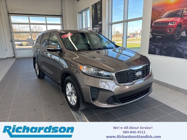 Used 2019 Kia Sorento LX w/ LX Convenience Package
