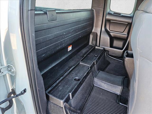 Used 2016 Toyota Tacoma SR image 20