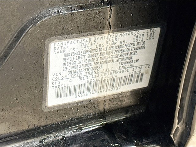 Used 2017 Nissan Sentra S image 27