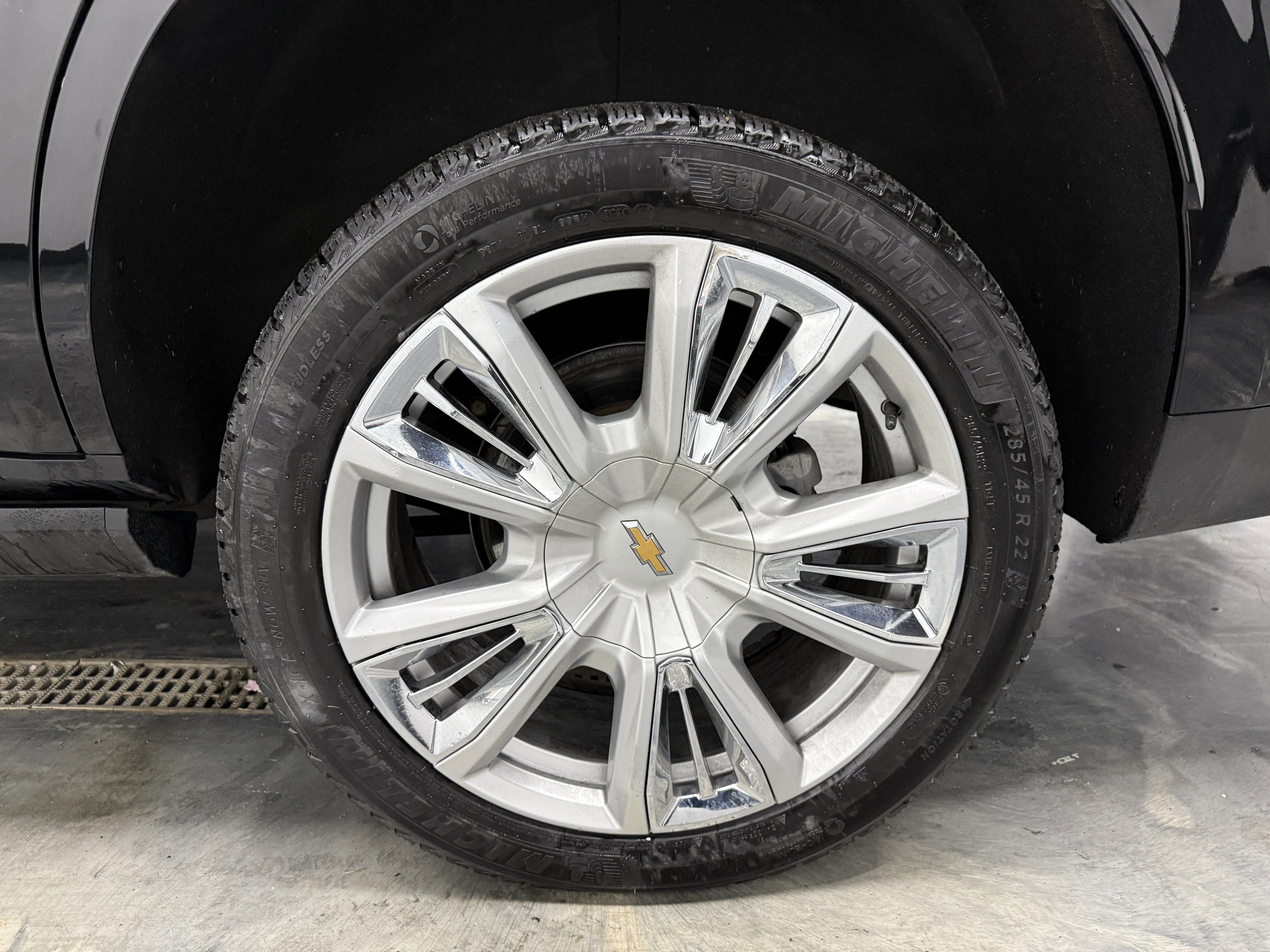 Used 2021 Chevrolet Tahoe High Country image 32