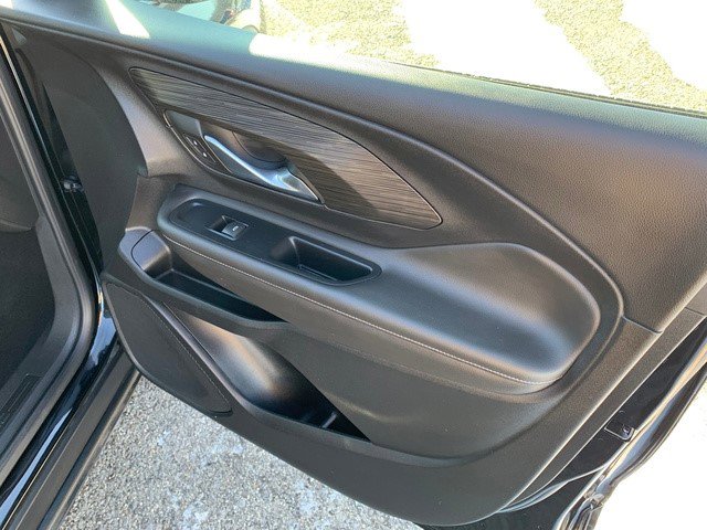 Certified 2023 GMC Terrain SLE image 9