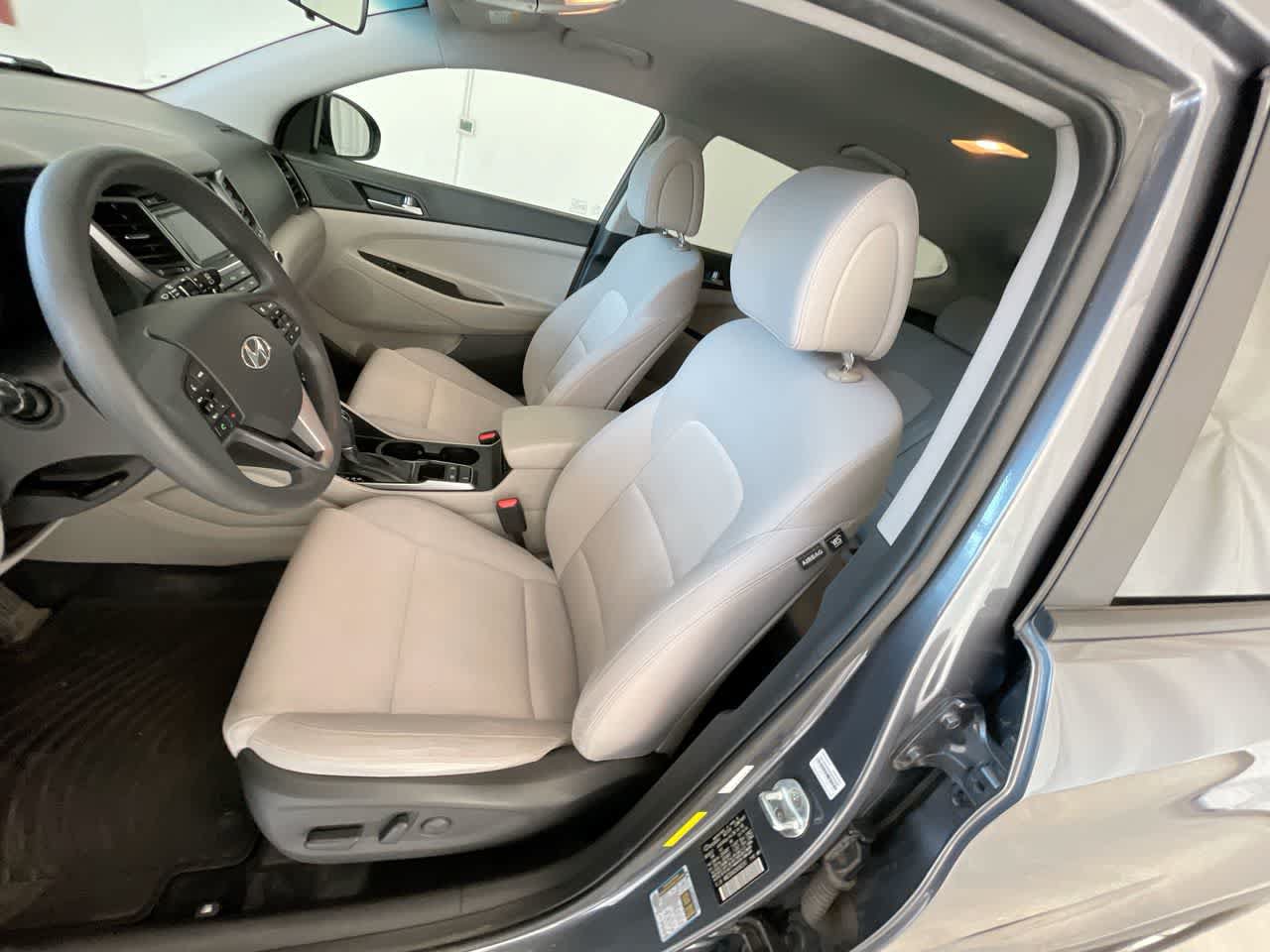 Used 2017 Hyundai Tucson SE w/ SE Popular Package 02 AWD/4WD image 11