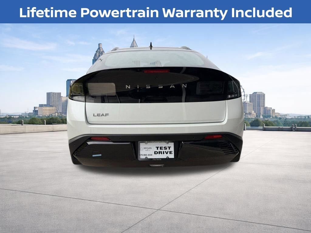 New 2026 Nissan Leaf Platinum+ w/ Cargo Package (Platinum+) FWD image 4