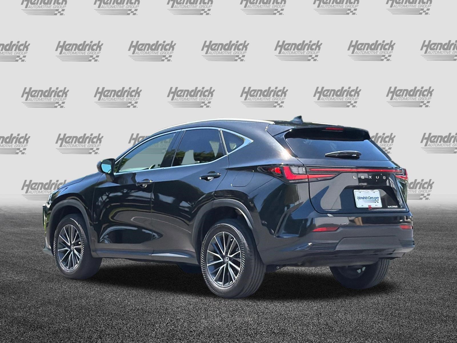 Used 2024 Lexus NX 250 FWD image 7