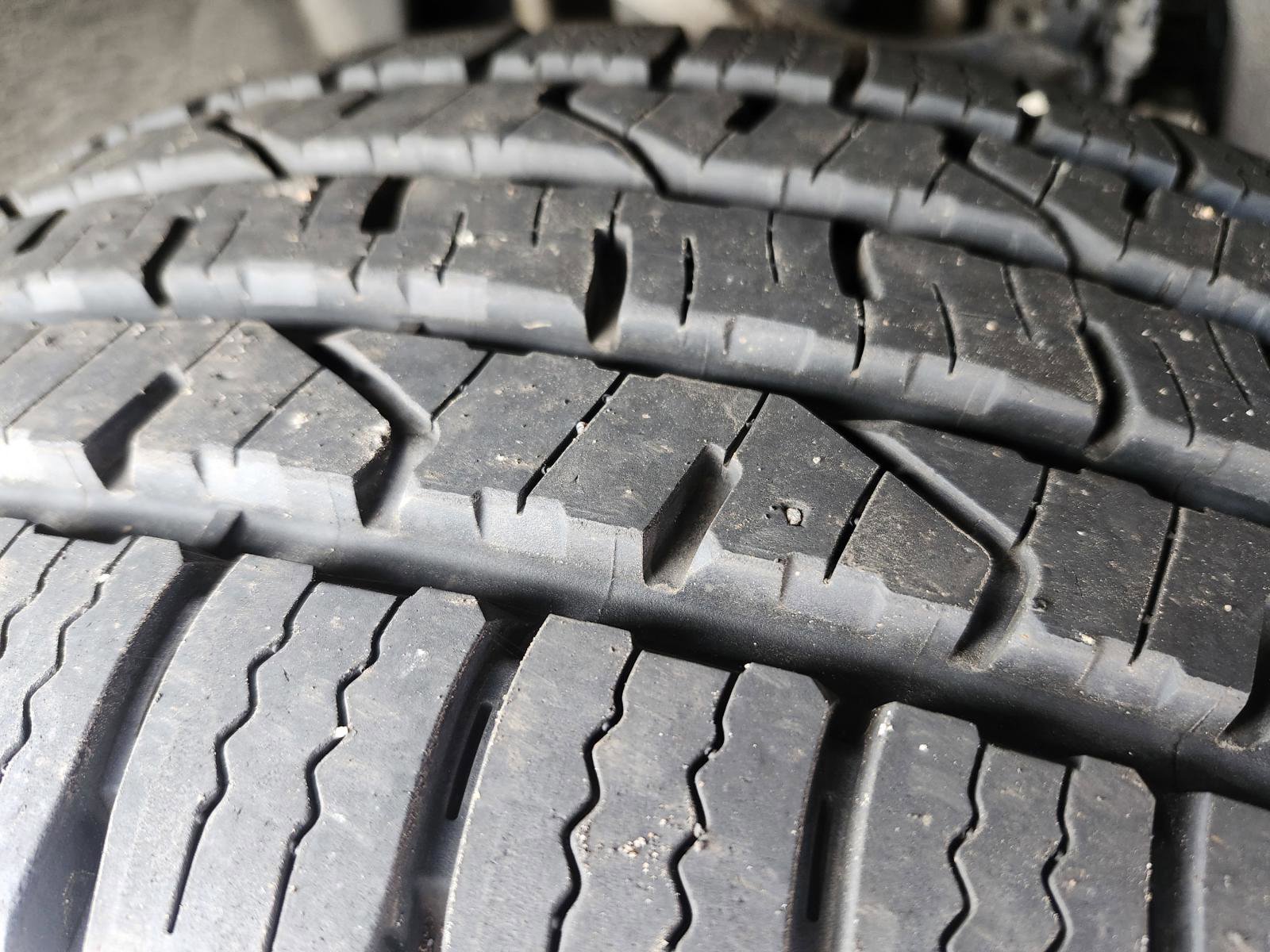 Used 2022 Chevrolet Tahoe LT w/ Luxury Package image 35