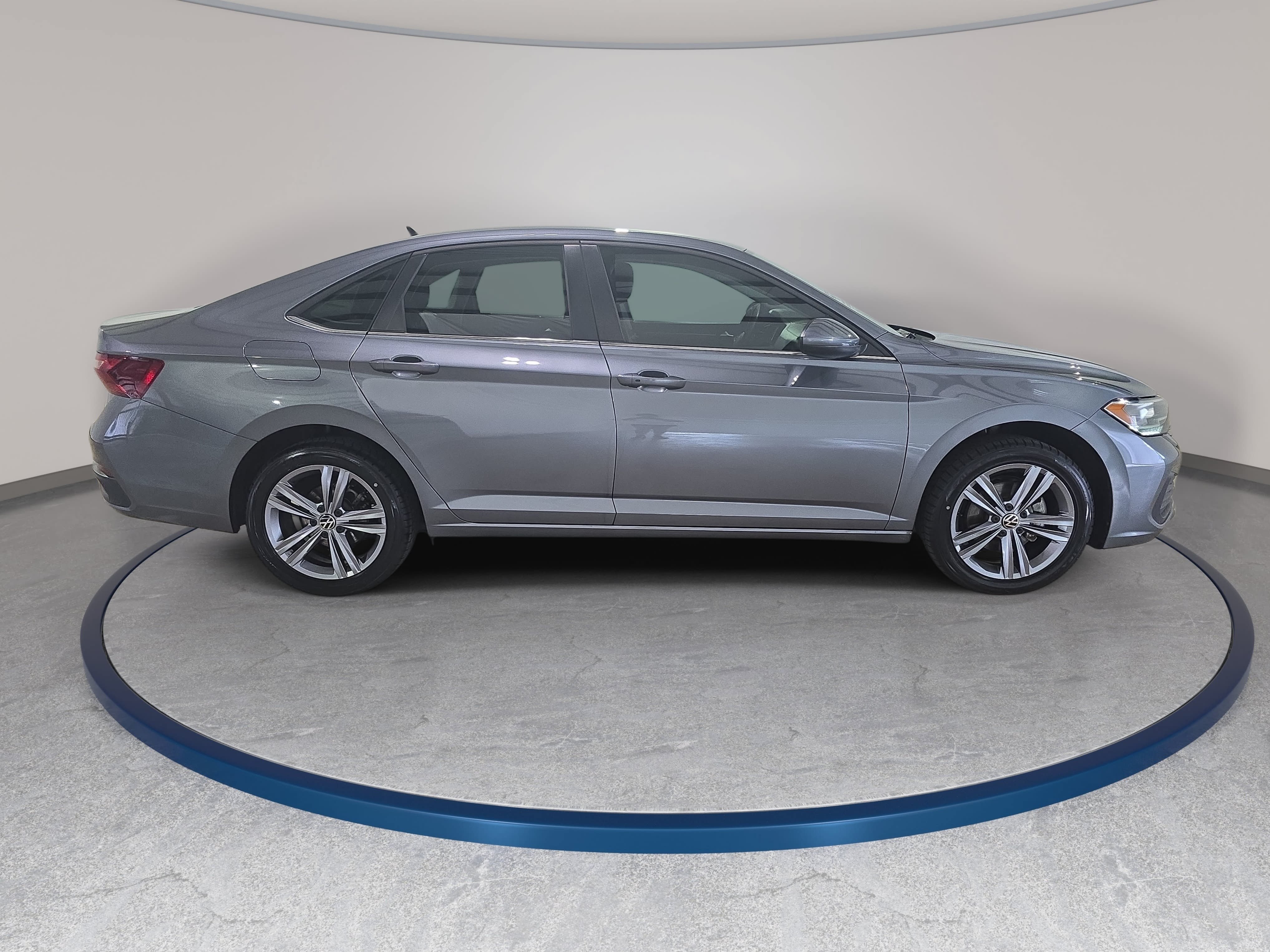 Used 2023 Volkswagen Jetta SE FWD image 5