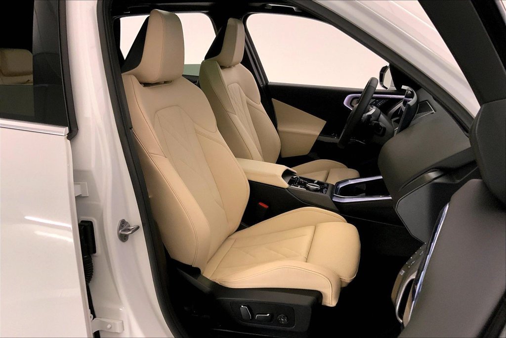 Certified 2026 BMW X3 xDrive30i w/ Convenience Package AWD/4WD image 6