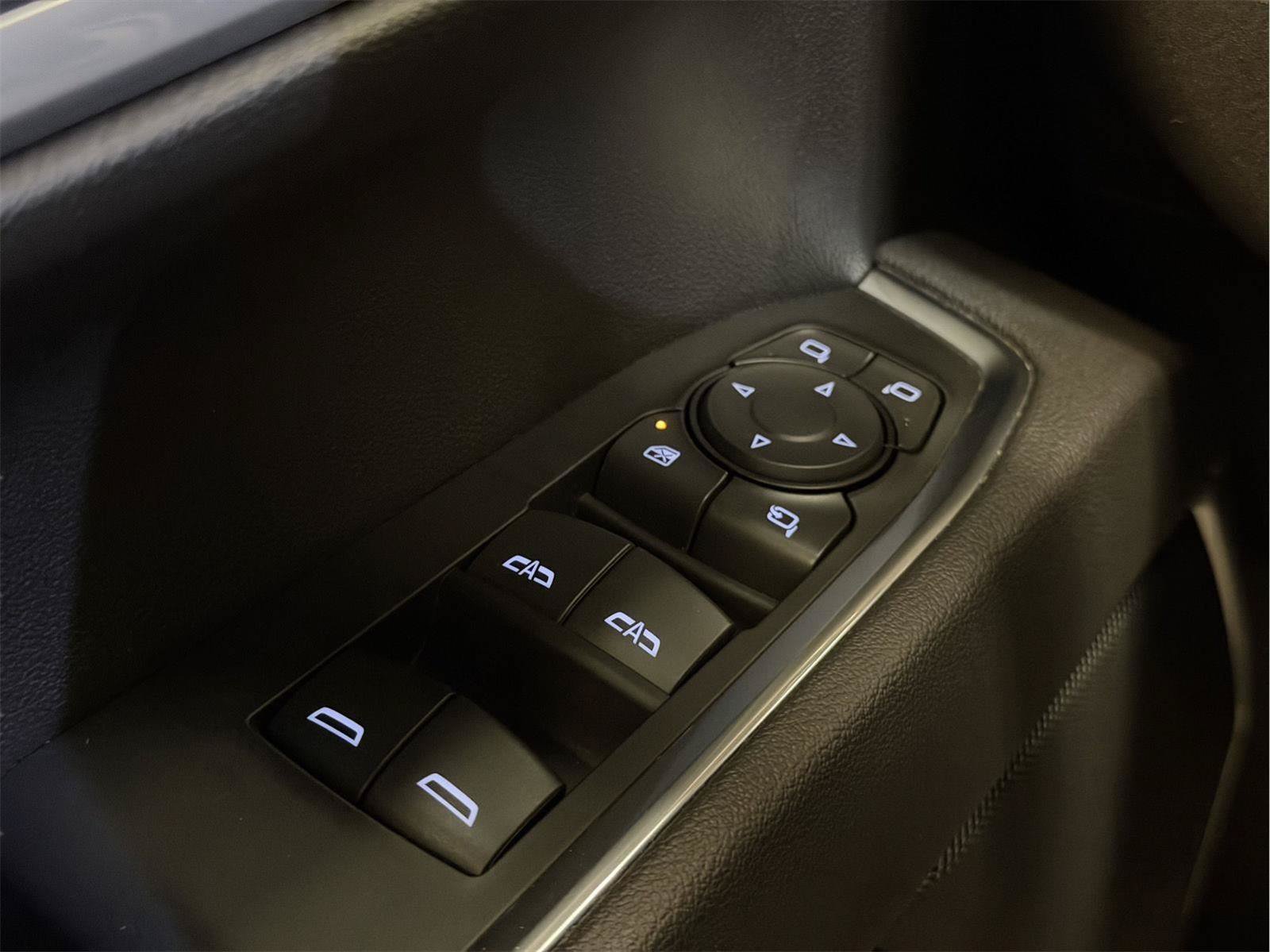 Certified 2025 GMC Sierra 1500 SLT AWD/4WD image 36