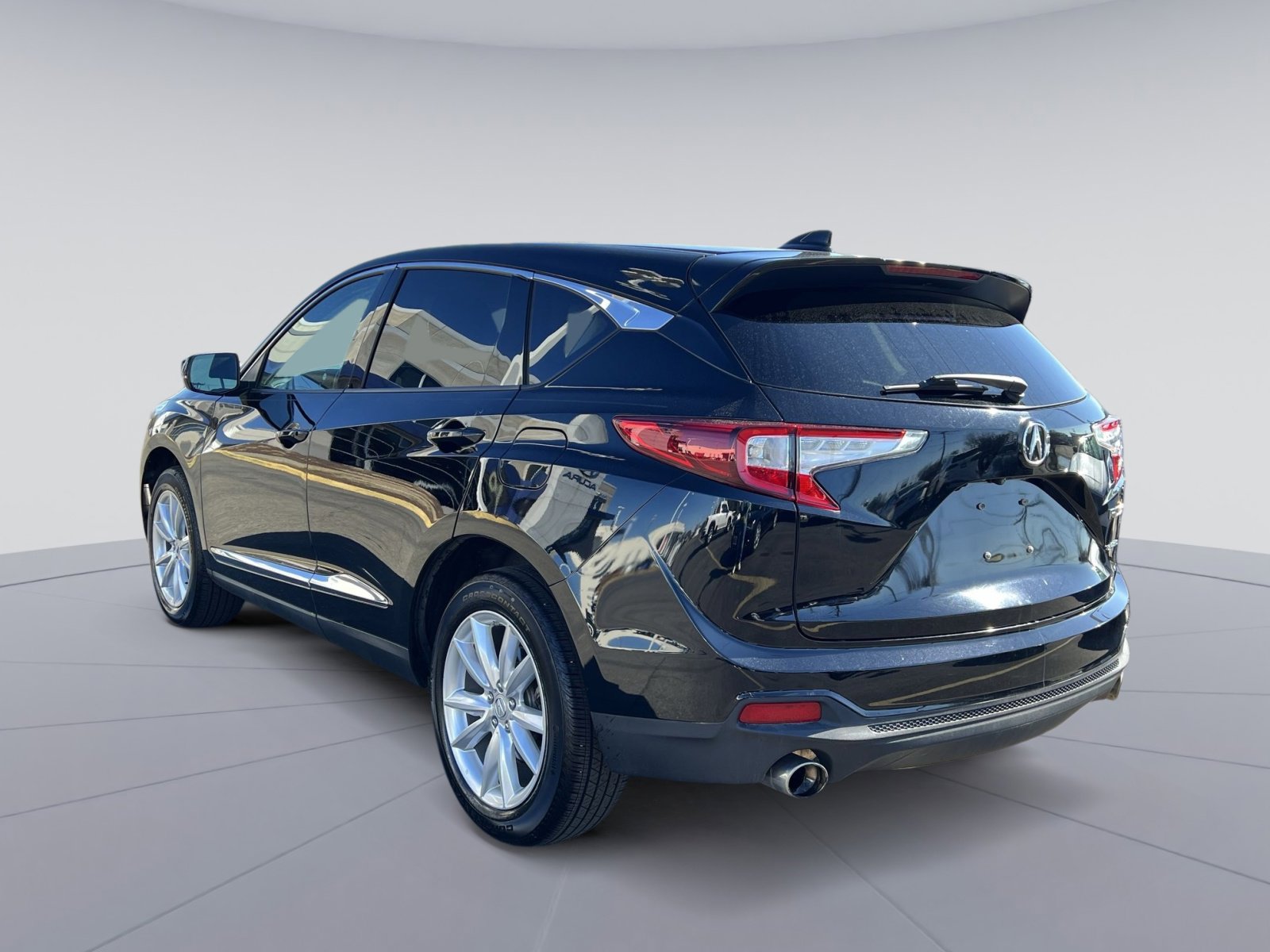 Used 2019 Acura RDX AWD image 3