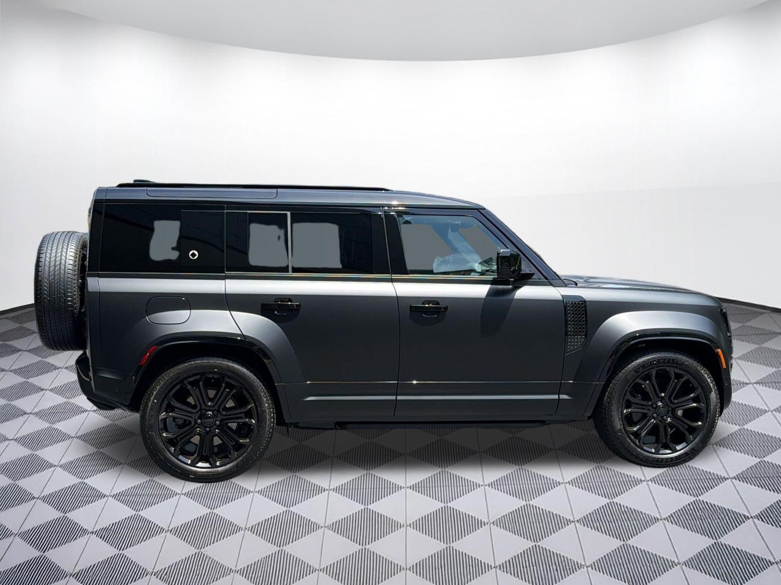 New 2026 Land Rover Defender 110 OCTA AWD/4WD image 8