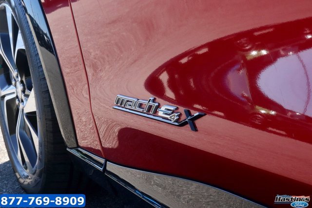 Used 2022 Ford Mustang Mach-E Premium image 8