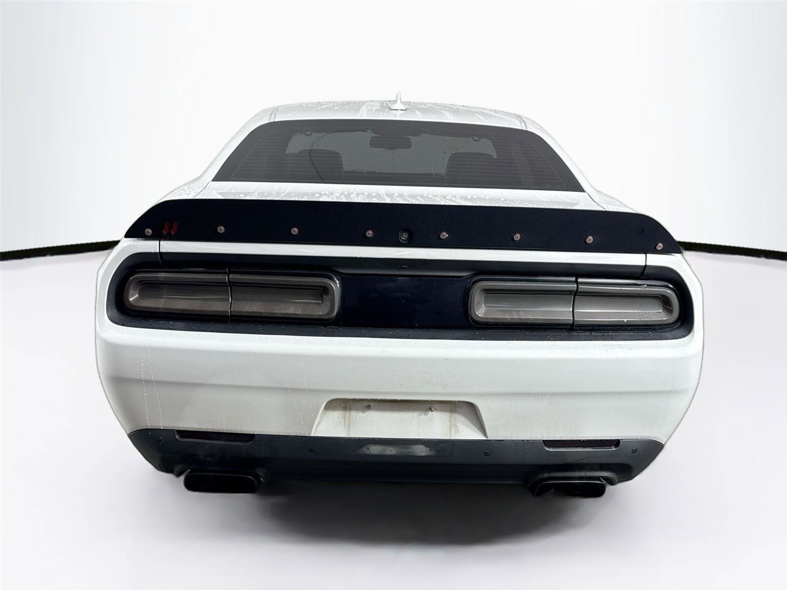 Used 2015 Dodge Challenger SRT Hellcat image 7