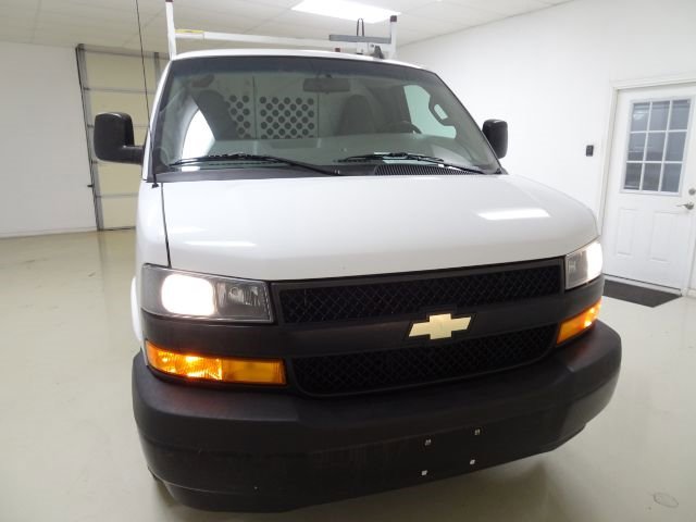 Used 2020 Chevrolet Express 2500 w/ Communications Package image 9