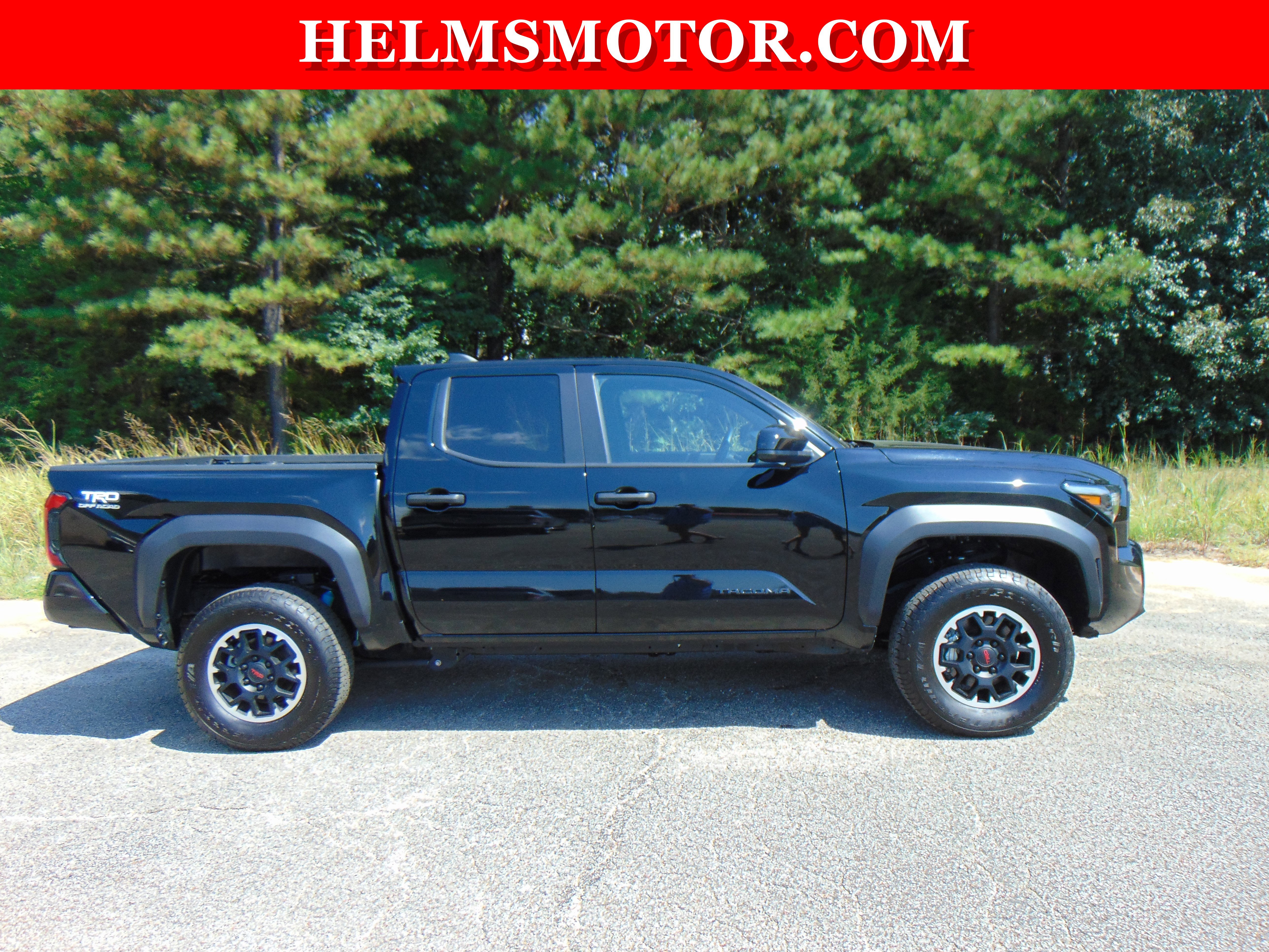 Used 2024 Toyota Tacoma TRD Off-Road image 11