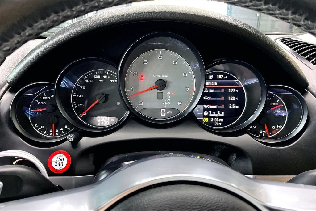 Used 2016 Porsche Cayenne S AWD/4WD image 13