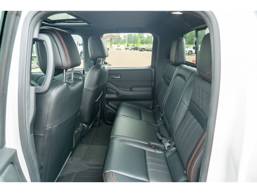 Used 2023 Nissan Frontier PRO-4X w/ Pro-4X Premium Package AWD/4WD image 16