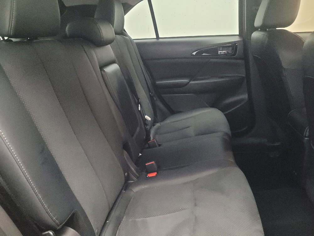 Used 2024 Mitsubishi Eclipse Cross SE image 19