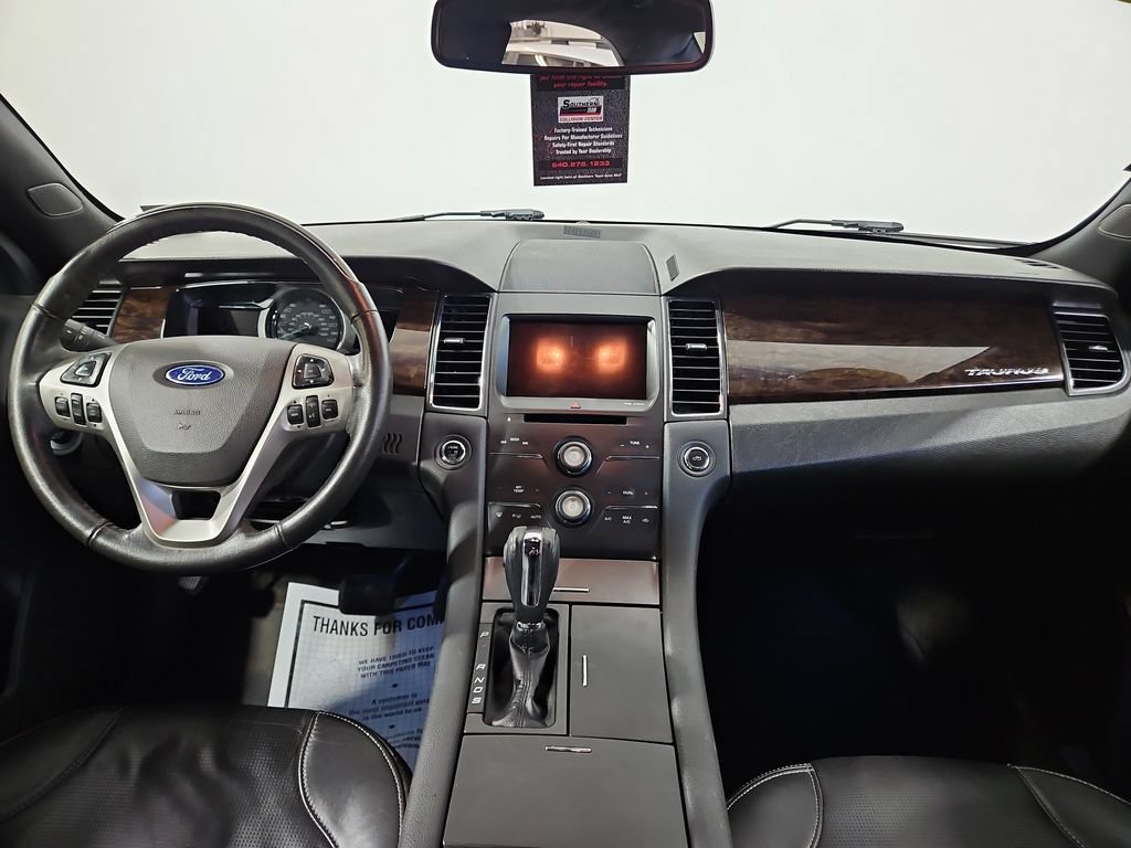 Used 2016 Ford Taurus Limited FWD image 13