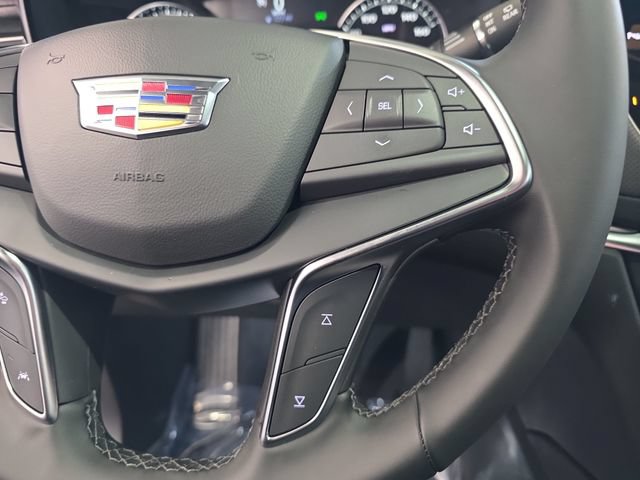 Used 2026 Cadillac XT5 Luxury w/ LPO, Floor Liner Package AWD/4WD image 18