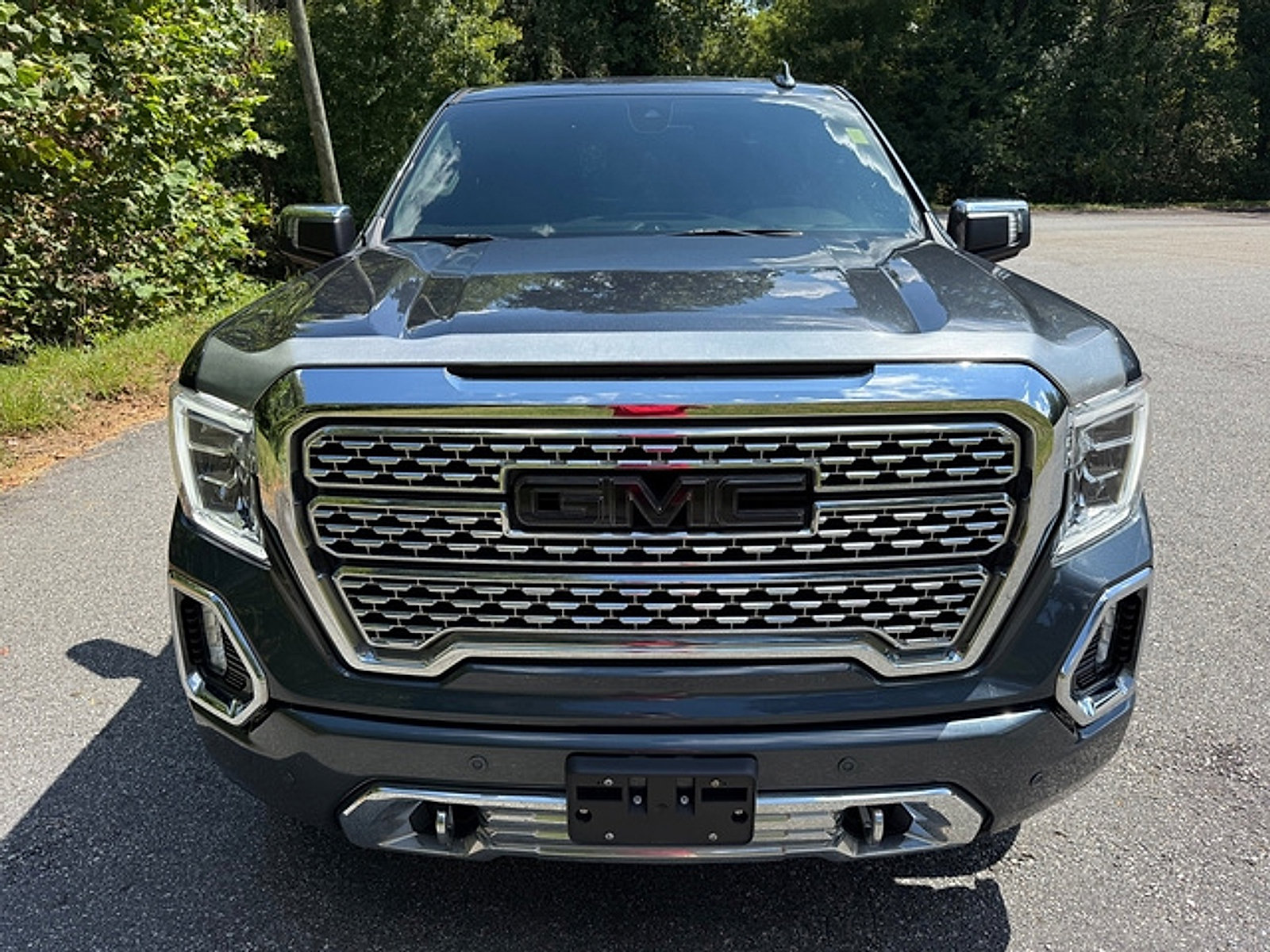Used 2021 GMC Sierra 1500 Denali w/ Driver Alert Package II AWD/4WD image 3