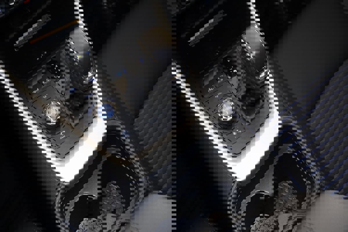 Used 2021 Toyota RAV4 XSE image 37