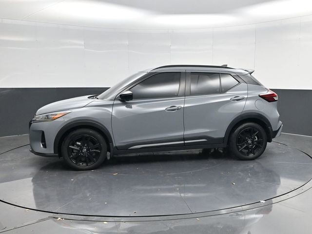 Used 2023 Nissan Kicks SR w/ SR Premium Package image 6